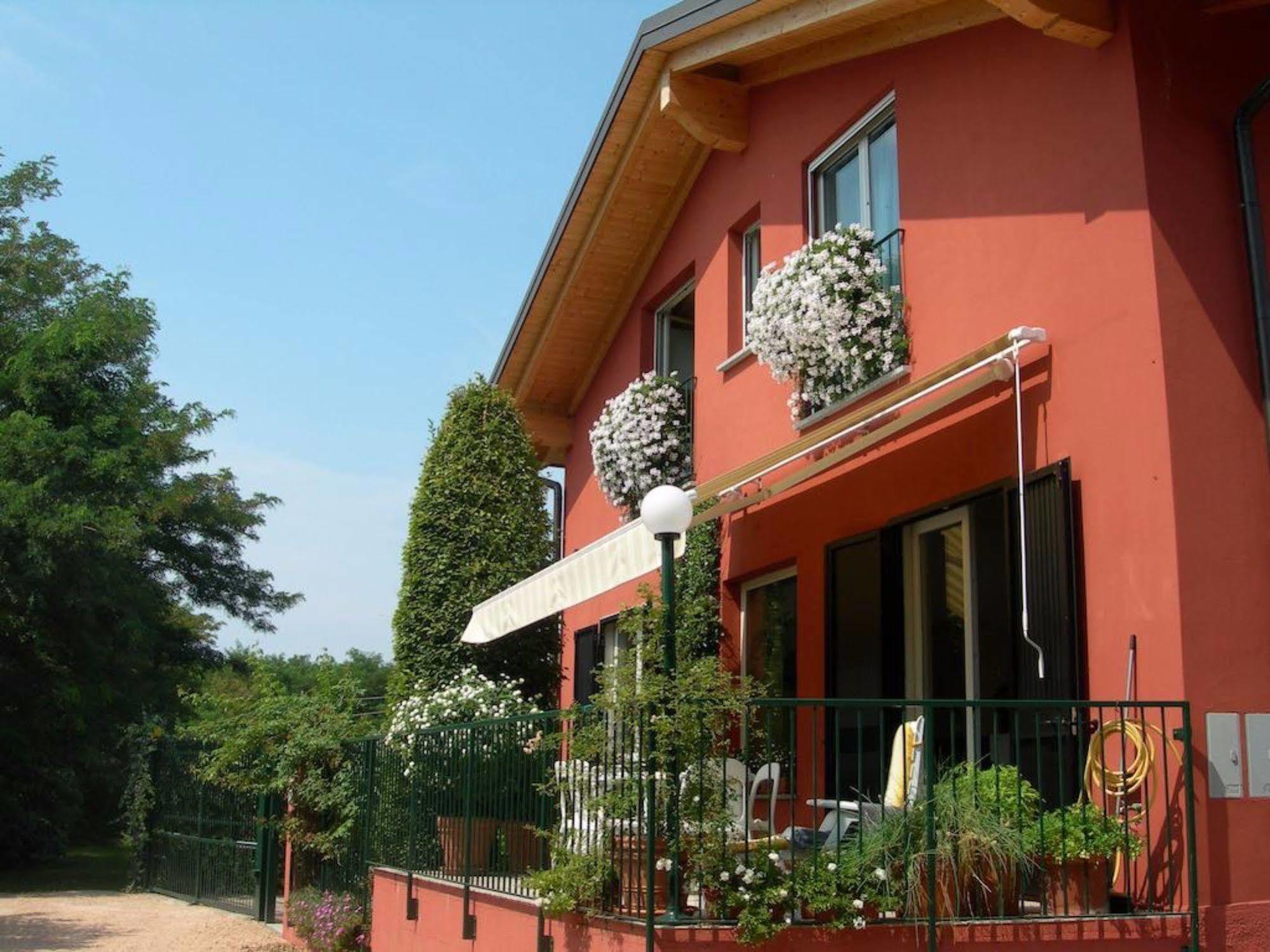 La Collina Since 2008 No Smoking B&B Varese Exterior foto