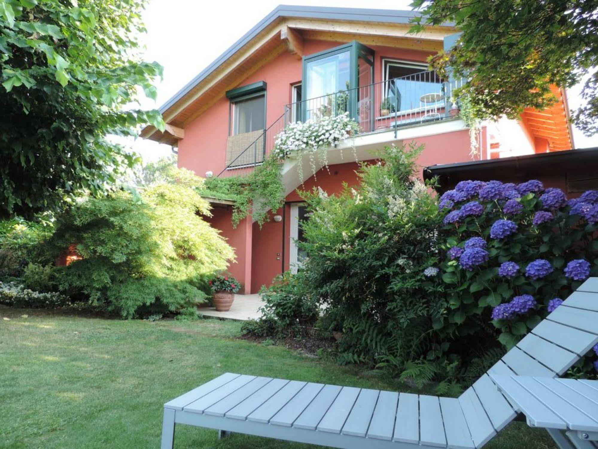 La Collina Since 2008 No Smoking B&B Varese Exterior foto